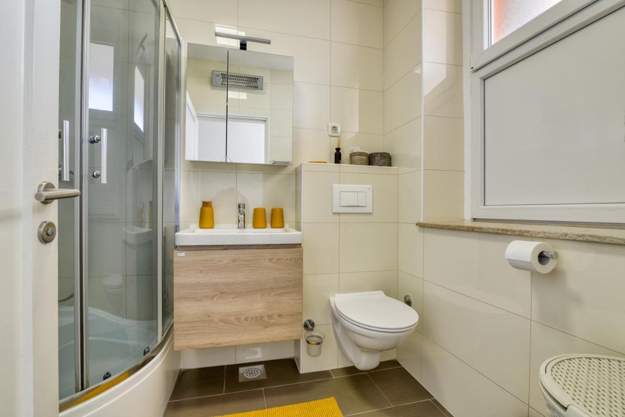 Studio Apartment Harbour Pula Zewnętrze zdjęcie
