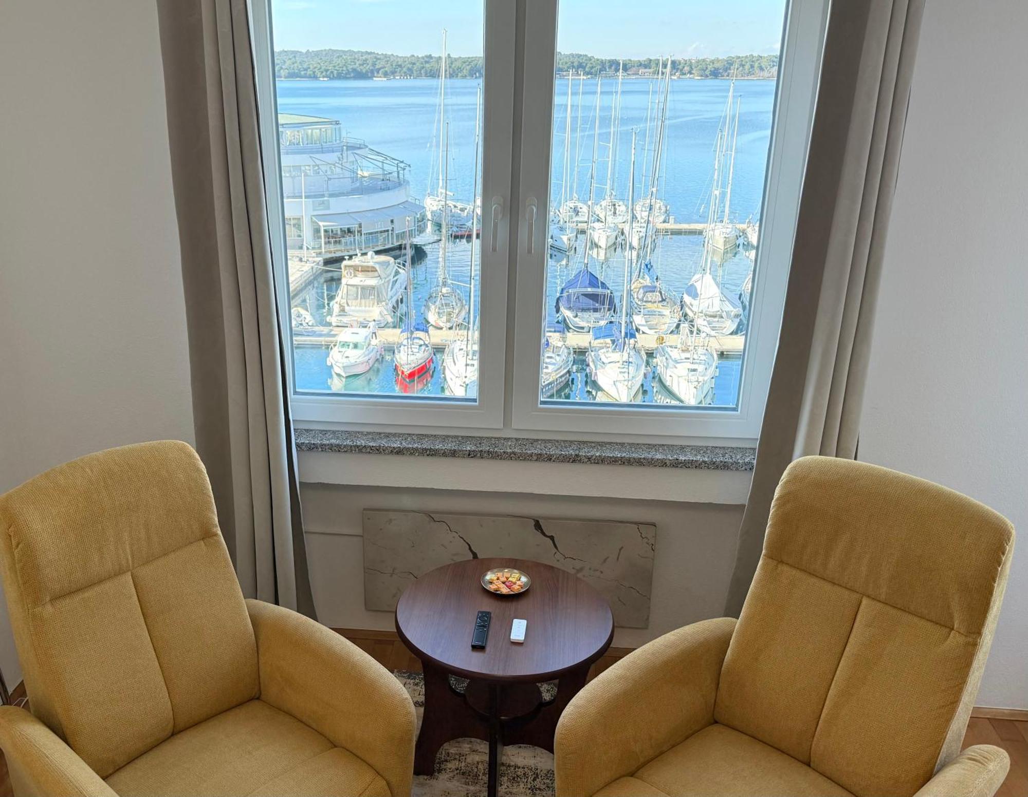 Studio Apartment Harbour Pula Zewnętrze zdjęcie